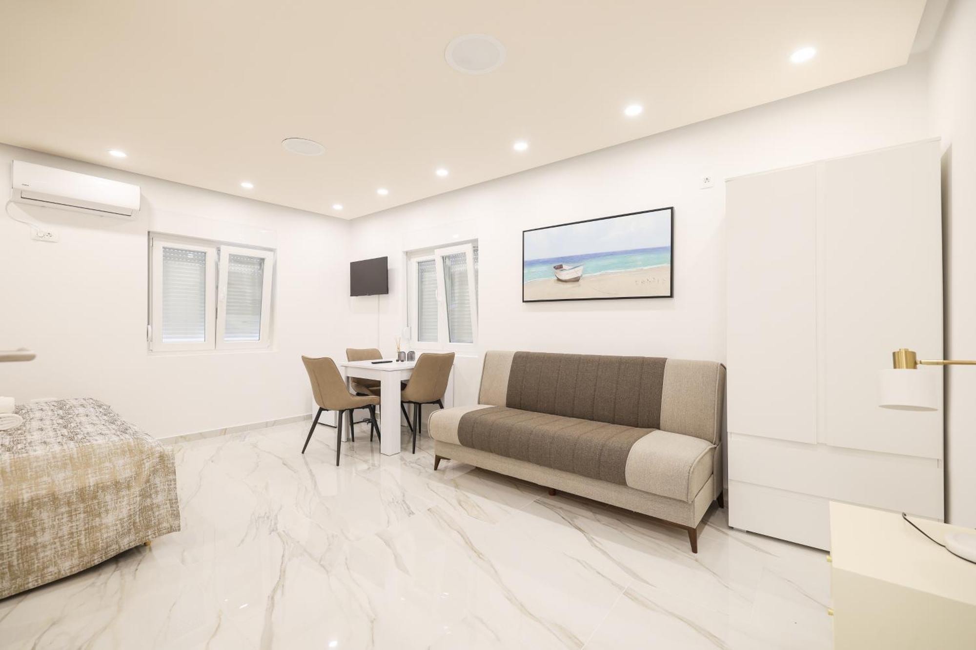 Premium Rooms Prince Zadar Exterior photo