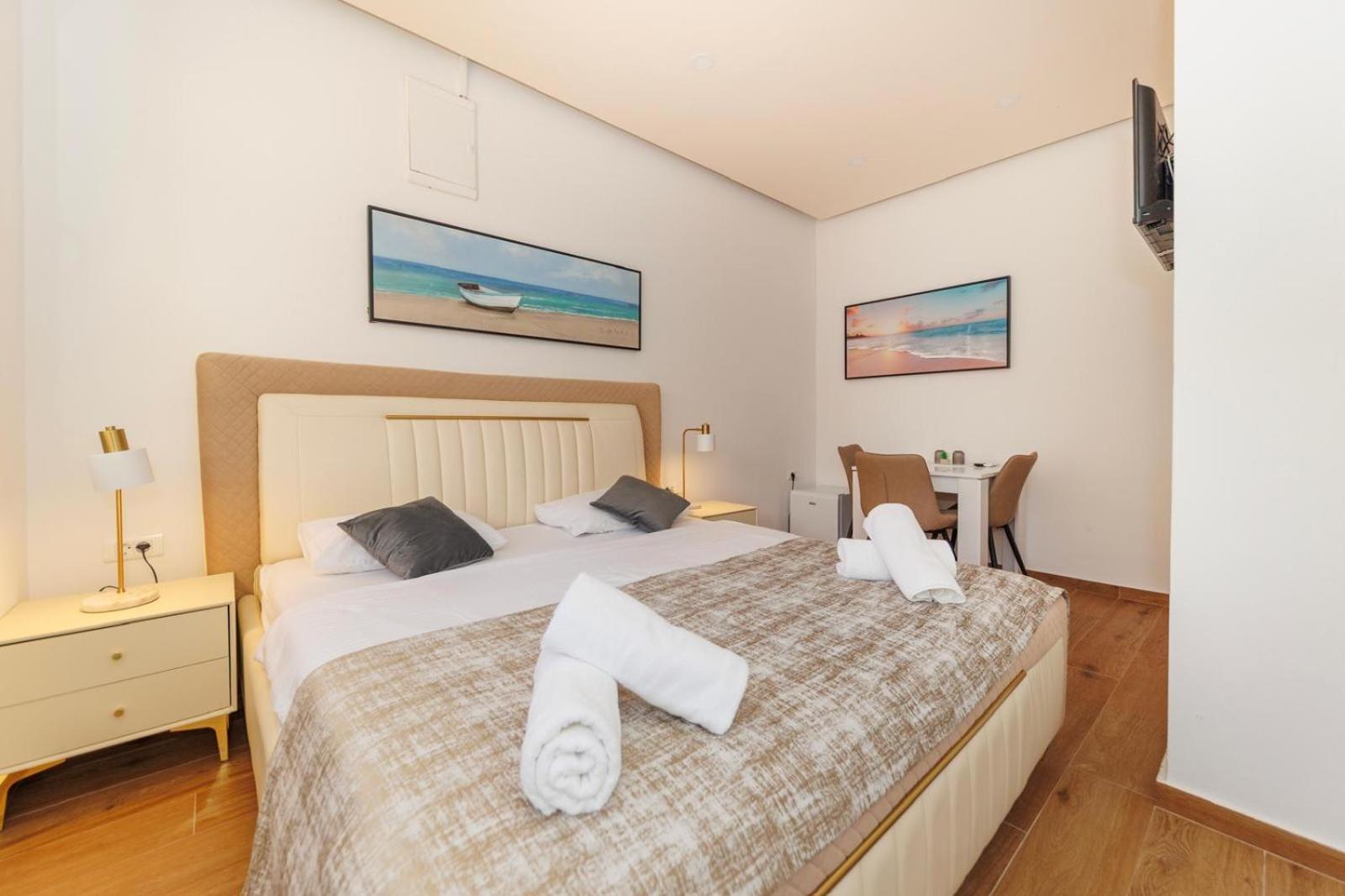 Premium Rooms Prince Zadar Exterior photo